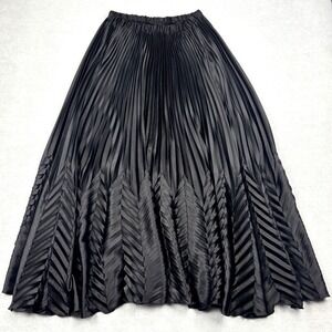 XSCAPE by Joanna Chen Pleated Maxi Skirt Womens 16 Black Chevron Satin Formal